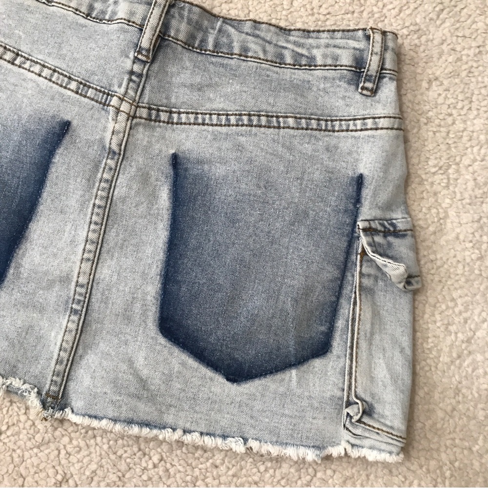 Fashion Nova Cargo Denim Mini Skirt Light Blue Size S - Picture 13 of 13